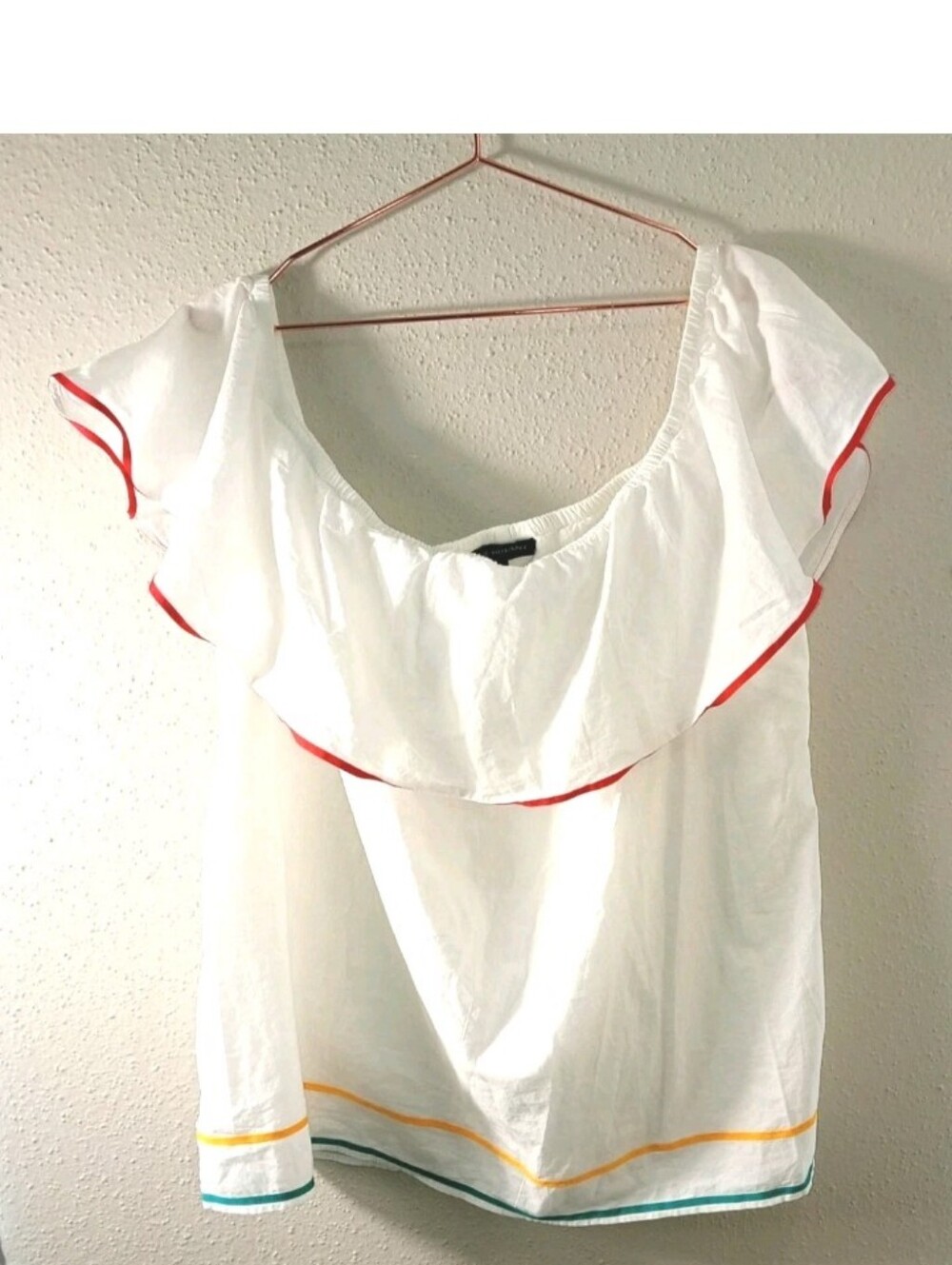 Lane Bryant Multicolor Off Shoulder White Red Gold Green Top sz 22/24 NWT